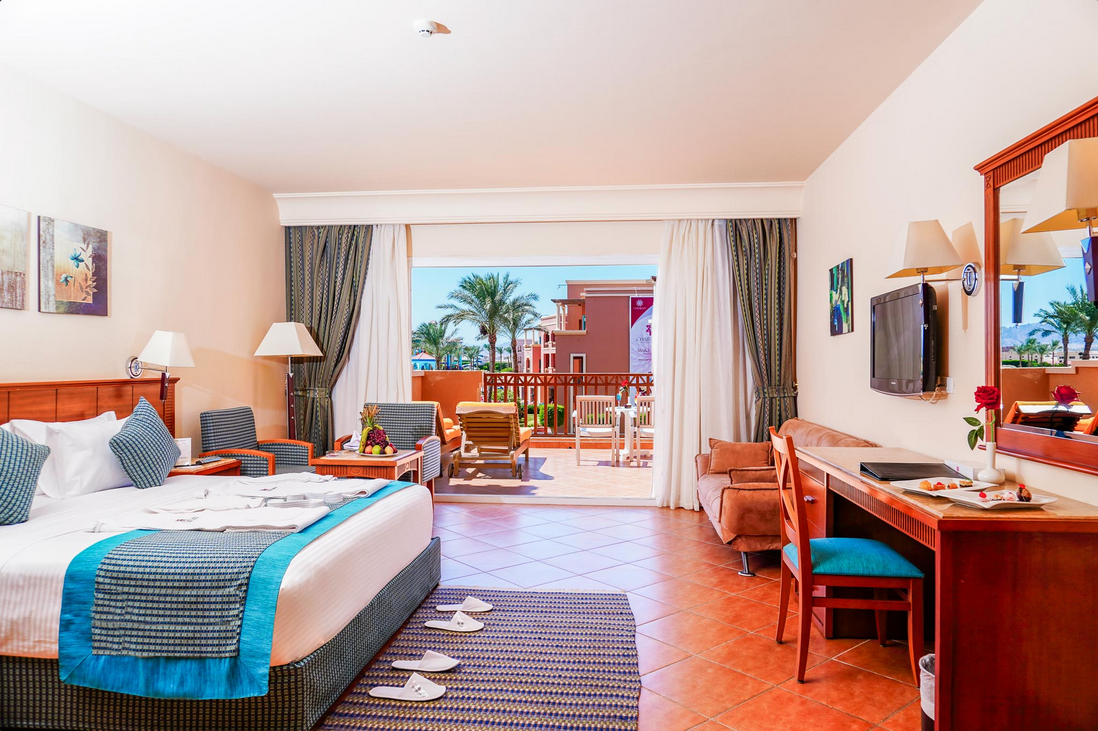 Charmillion Club Aqua Park Resort 3